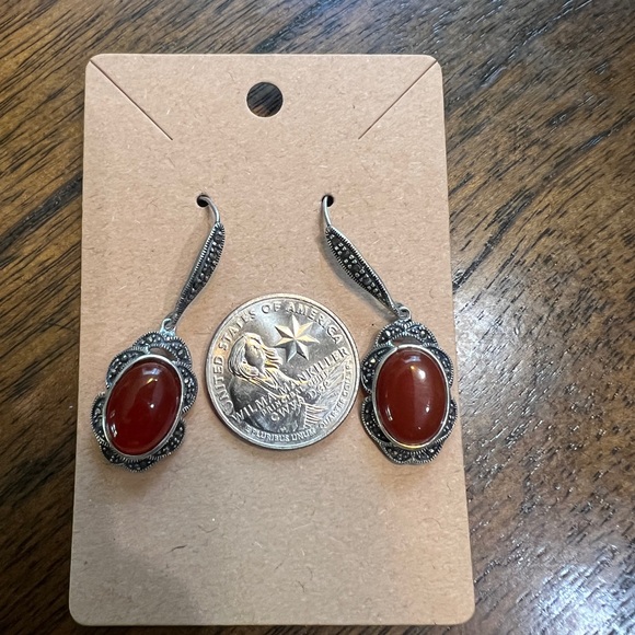 Elegant Sterling Silver Carnelian and marcasite earrings - Picture 9 of 10